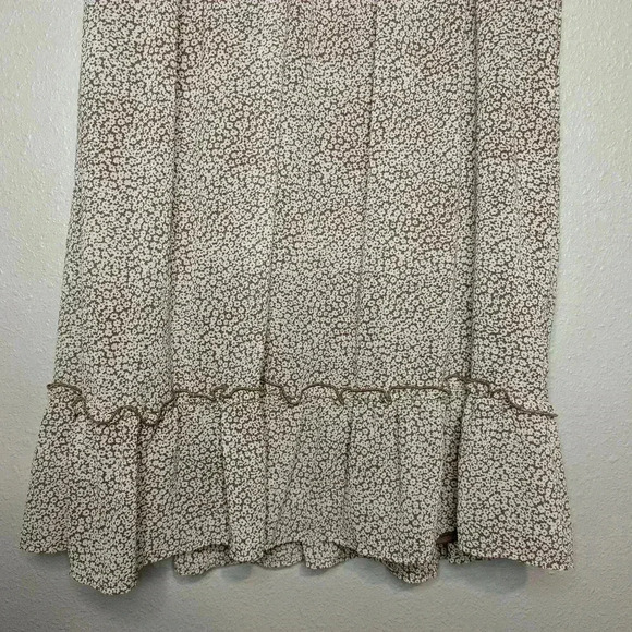 Kaileigh Cream Midi Dress - Picture 3 of 9